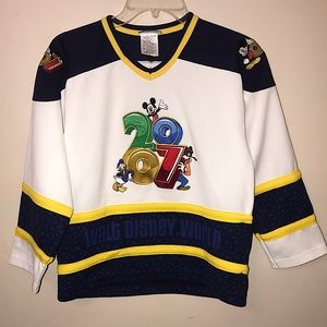 Like New Walt Disney World Jersey kids large.